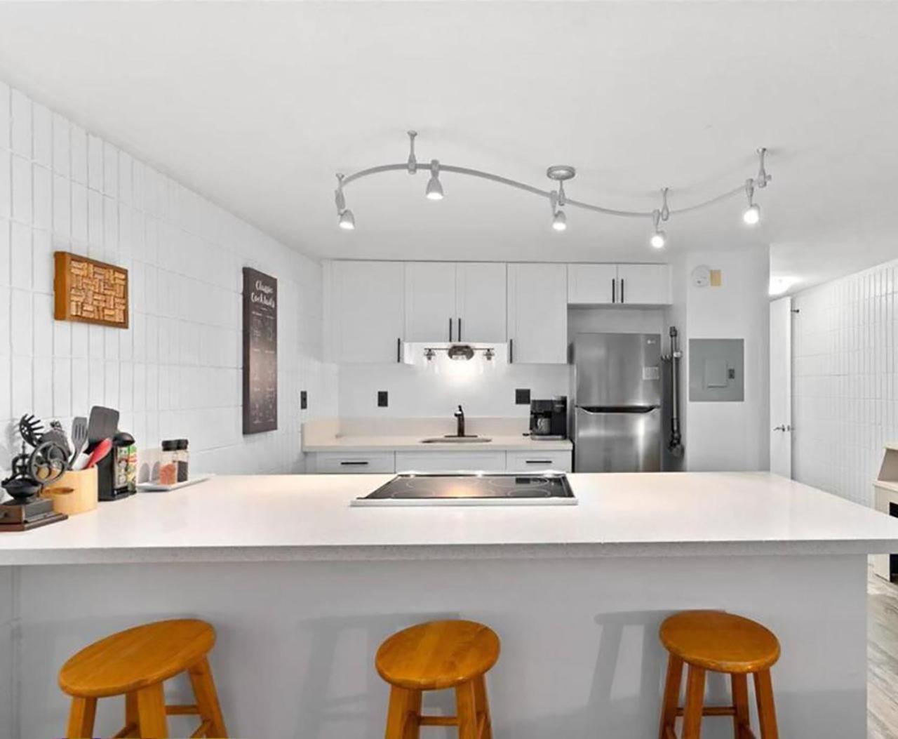 Stylish Condo Steps To Beach Hau'ula Εξωτερικό φωτογραφία